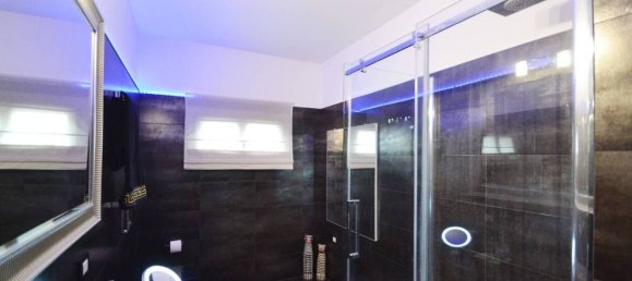 5 bedrooms Villa in Treviso, Italy No. 132379 19