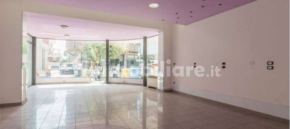 1 room Commercial property in Misano Adriatico, Italy No. 292141 10