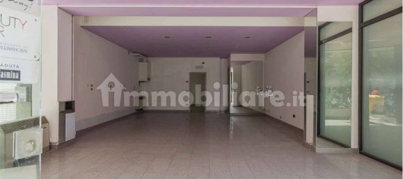 1 room Commercial property in Misano Adriatico, Italy No. 292141 8
