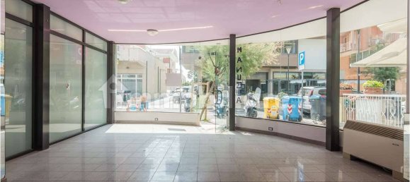 1 room Commercial property in Misano Adriatico, Italy No. 292141 11