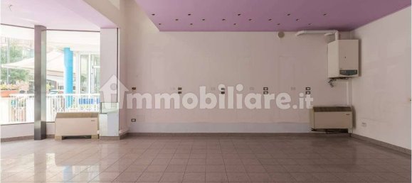 1 room Commercial property in Misano Adriatico, Italy No. 292141 9