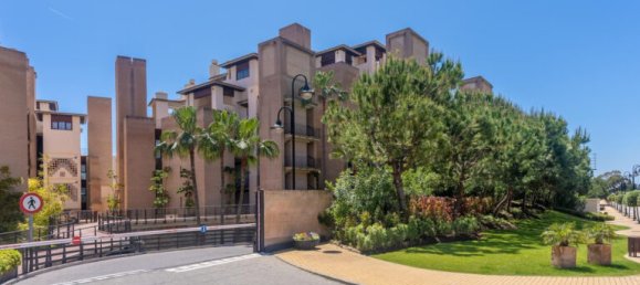 2 bedrooms Penthouse in Estepona, Spain No. 52044 26