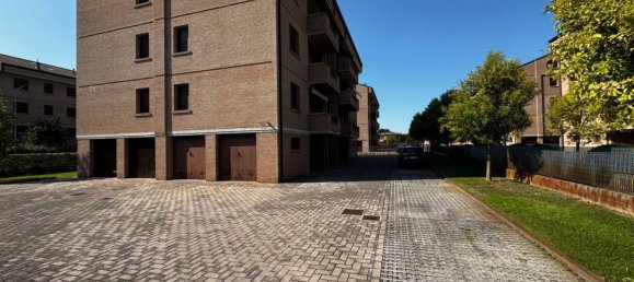 5 rooms Apartment in Mirandola, Italy No. 295656 21