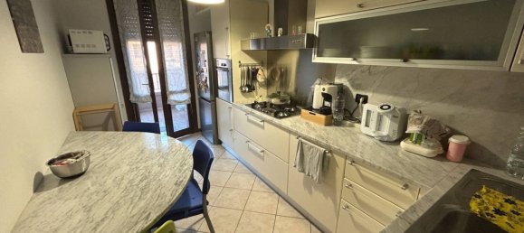 5 rooms Apartment in Mirandola, Italy No. 295656 7