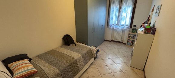 5 rooms Apartment in Mirandola, Italy No. 295656 12