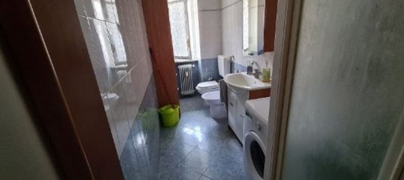 3-salle Appartement à Turin, Italy No. 50557 8