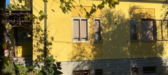 6 rooms Villa in Formigine, Italy No. 28882 4