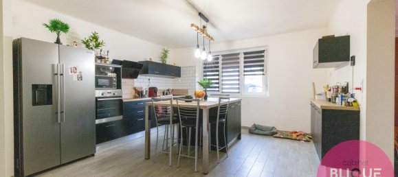 Дом с 4 спальнями в Лейр, Франция № 81481 3