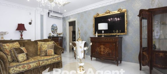 2 bedrooms Apartment in Sant'Antimo, Italy No. 93058 10