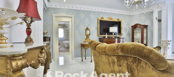 2 bedrooms Apartment in Sant'Antimo, Italy No. 93058 6