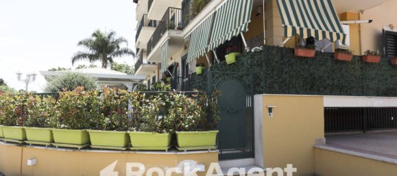 2 bedrooms Apartment in Sant'Antimo, Italy No. 93058 4