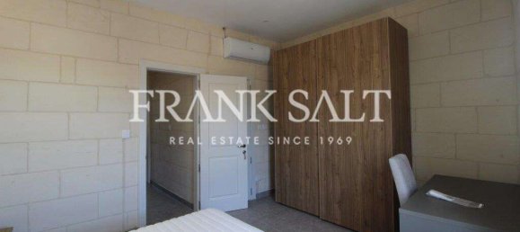 4 bedrooms House in Qala, Malta No. 5924 5