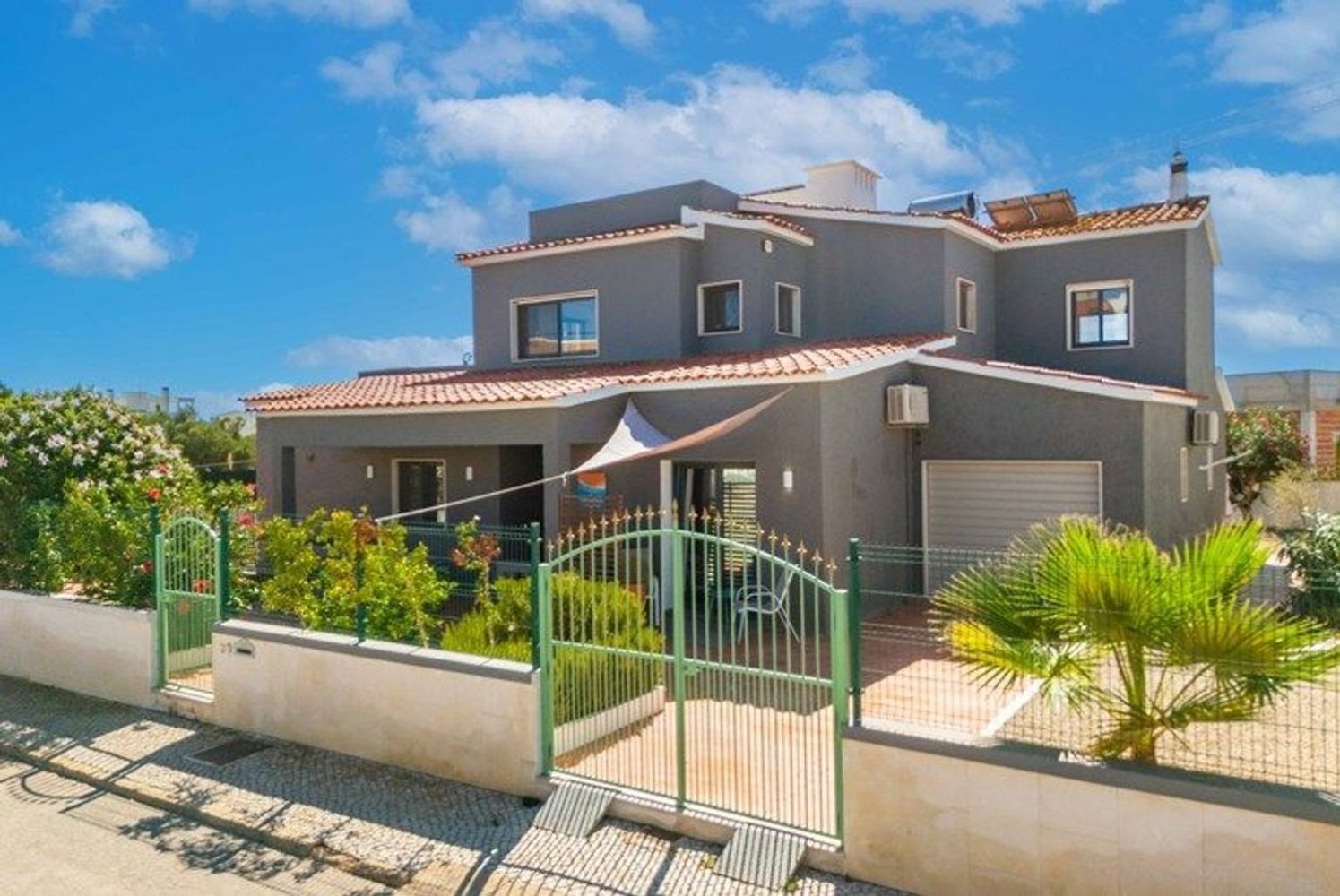 4 bedrooms House in Quelfes, Portugal No. 119068