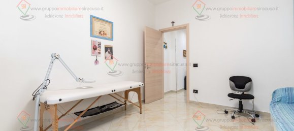 Apartamento de 4 habitaciónes en Syracuse, Italy No. 278420 19