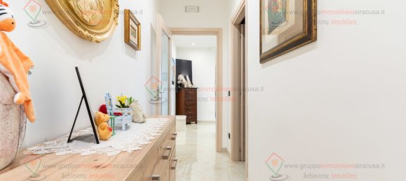 Apartamento de 4 habitaciónes en Syracuse, Italy No. 278420 14