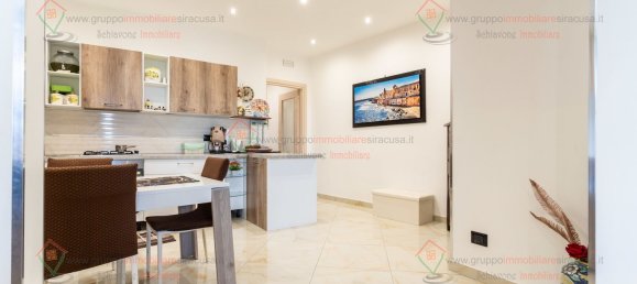 Apartamento de 4 habitaciónes en Syracuse, Italy No. 278420 8