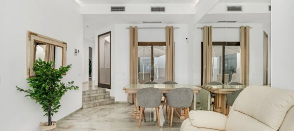 4 bedrooms Apartment in Marbella, Spain No. 67406 3