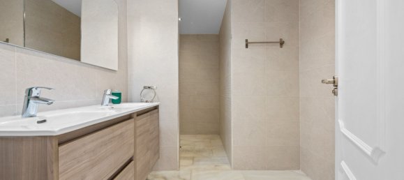 4 bedrooms Apartment in Marbella, Spain No. 67406 17