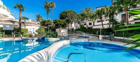 4 bedrooms Apartment in Marbella, Spain No. 67406 2