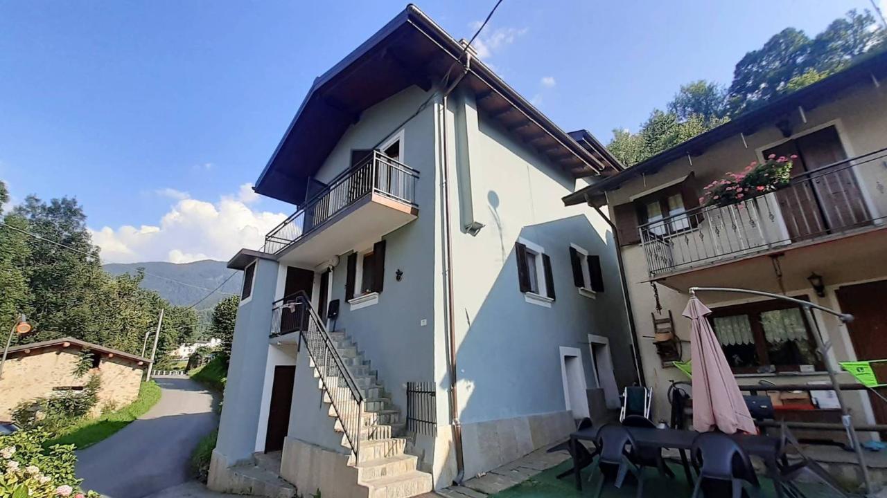 6-Zimmer Villa in Castello dell'Acqua, Italy, Nr. 111330