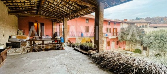 8 bedrooms House in Botticino, Italy No. 159767 3