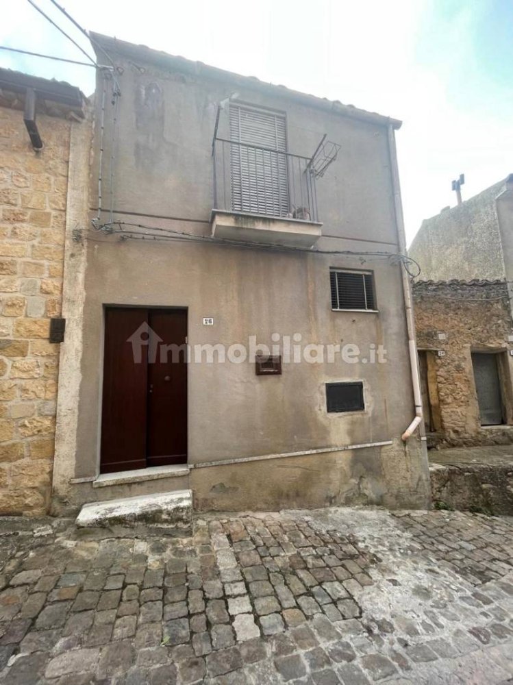 Casa T3 em Gangi, Italy N.º 335264
