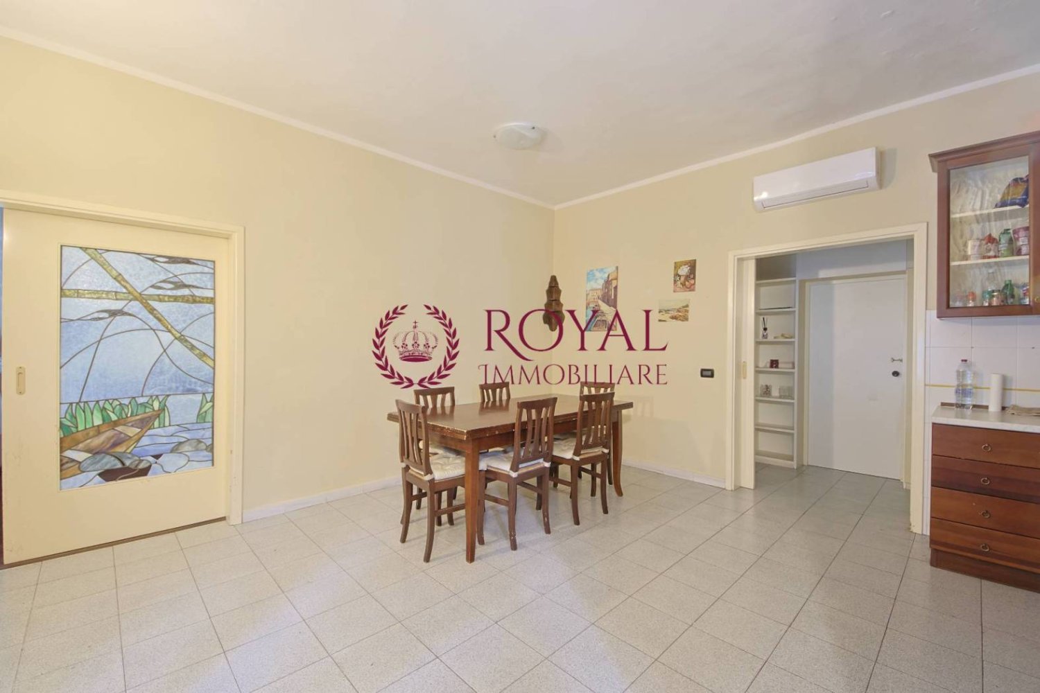 3 bedrooms Apartment in Livorno, Italy No. 88115