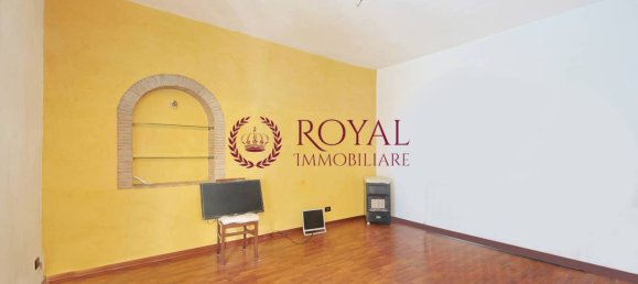 3 bedrooms Apartment in Livorno, Italy No. 88115 5