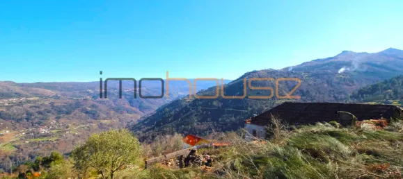 3 bedrooms House in Cinfaes, Portugal No. 160638 4