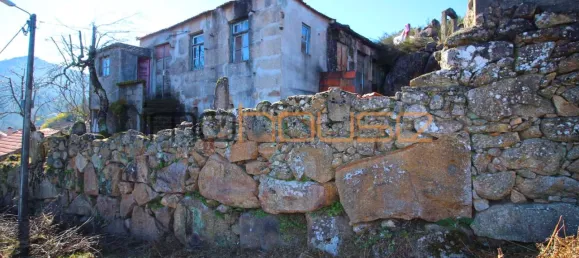 3 bedrooms House in Cinfaes, Portugal No. 160638 16