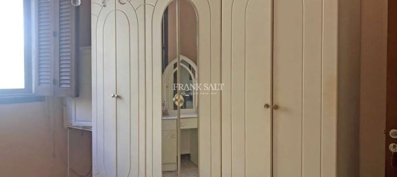 Мезонет с 2 спальнями в Фгура, Мальта № 8100 13