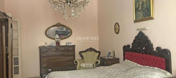 Мезонет с 2 спальнями в Фгура, Мальта № 8100 23