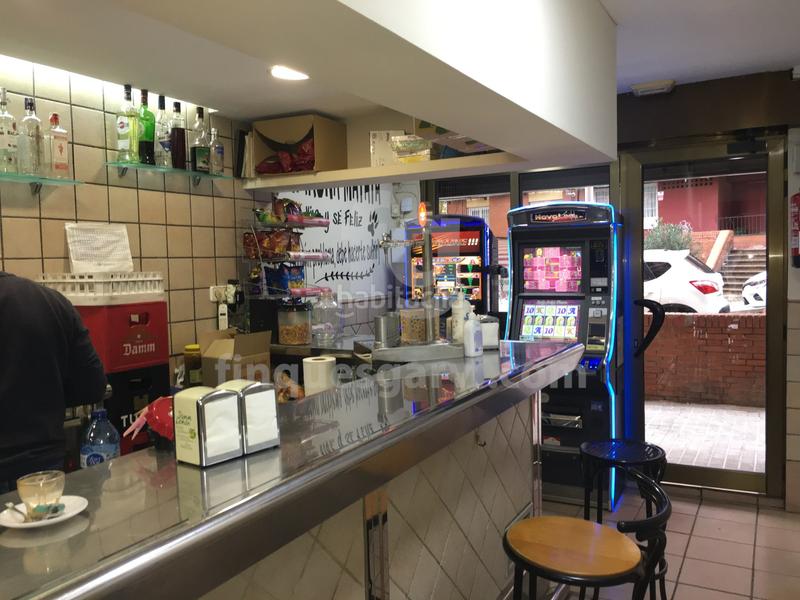  عقار تجاري في Badalona, Spain 42متر مربع رقم 247524