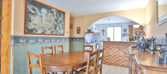 5 bedrooms House in Garancieres, France No. 168001 5