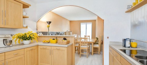 5 bedrooms House in Garancieres, France No. 168001 2