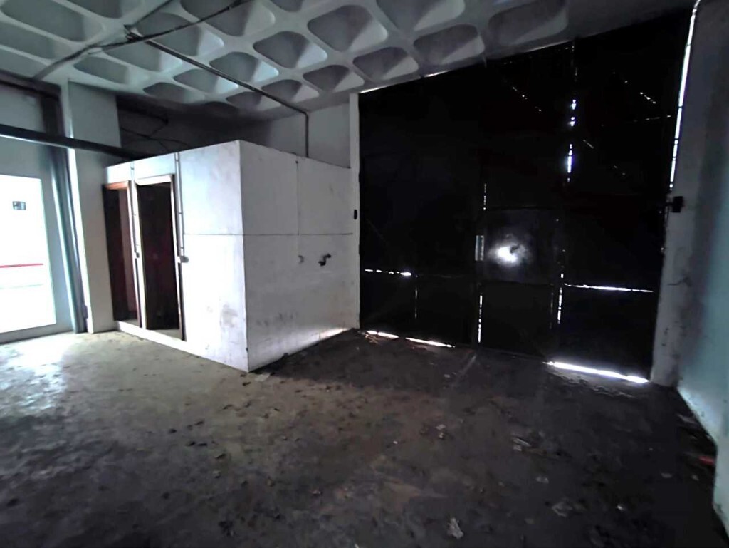 4830m² Warehouse in Loures, Portugal No. 86708