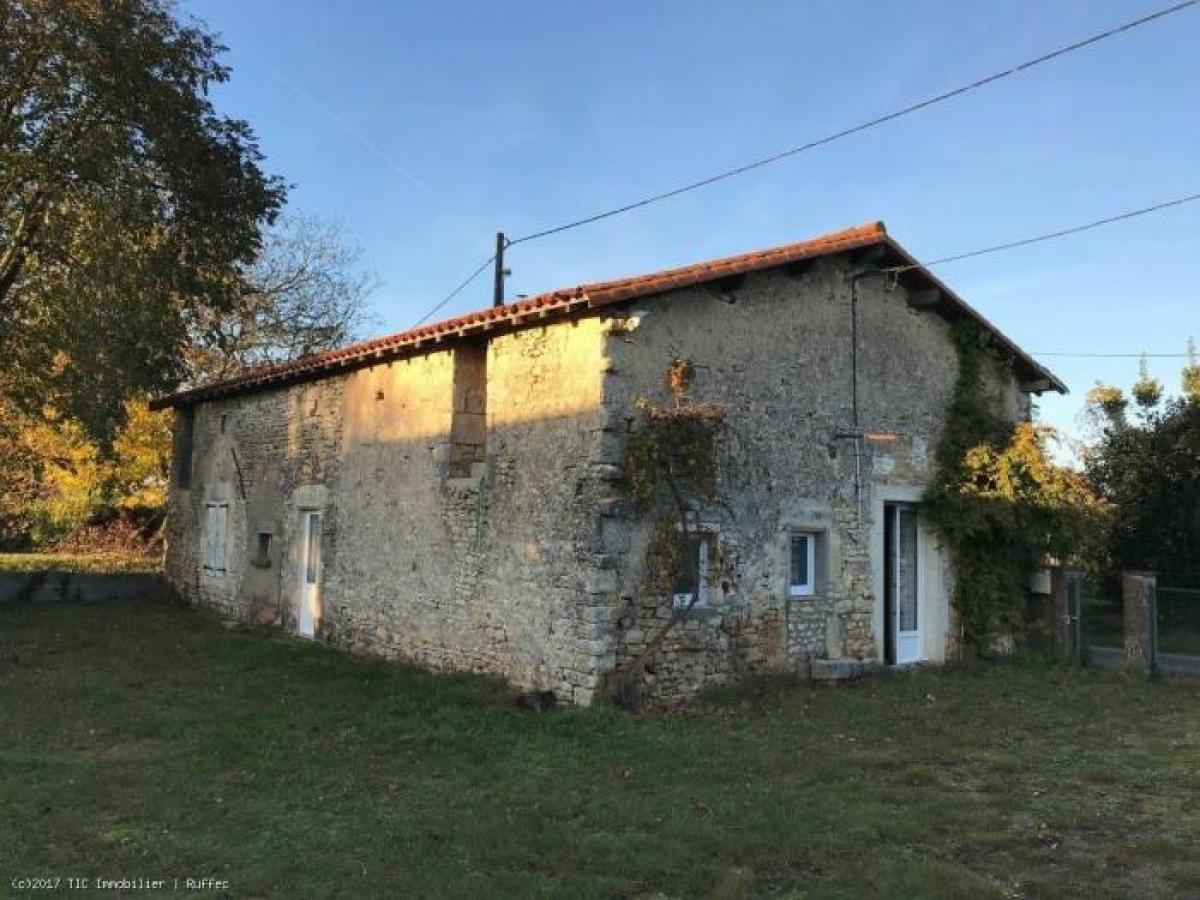 Casa T2 em Civray, France N.º 22565