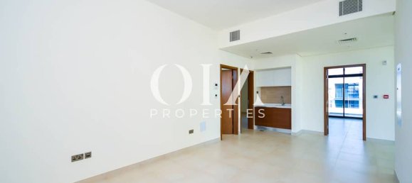 4 bedrooms Villa in Yas Island, UAE No. 17386 16