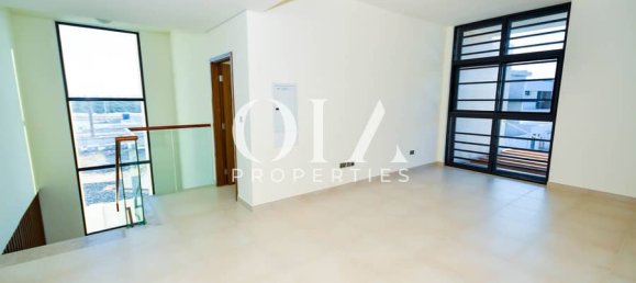 4 bedrooms Villa in Yas Island, UAE No. 17386 13