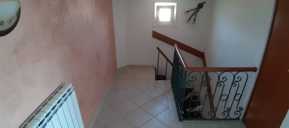 4-salle Penthouse à Vezzano Ligure, Italy No. 220303 7