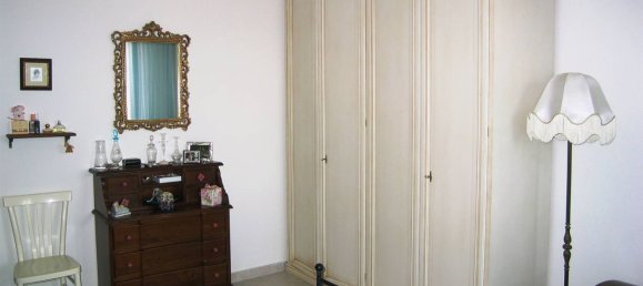 4-salle Penthouse à Vezzano Ligure, Italy No. 220303 24
