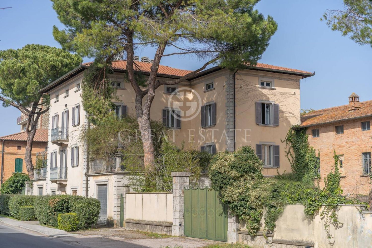 Villa de 11 dormitorios en Collazzone, Italy No. 230420