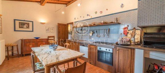 Villa de 11 dormitorios en Collazzone, Italy No. 230420 25