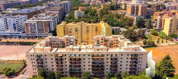 3 rooms Apartment in Rome, Italy No. 297257 2