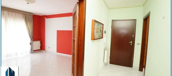 4 bedrooms Apartment in Messina, Italy No. 318462 22