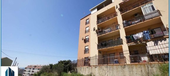 4 bedrooms Apartment in Messina, Italy No. 318462 27