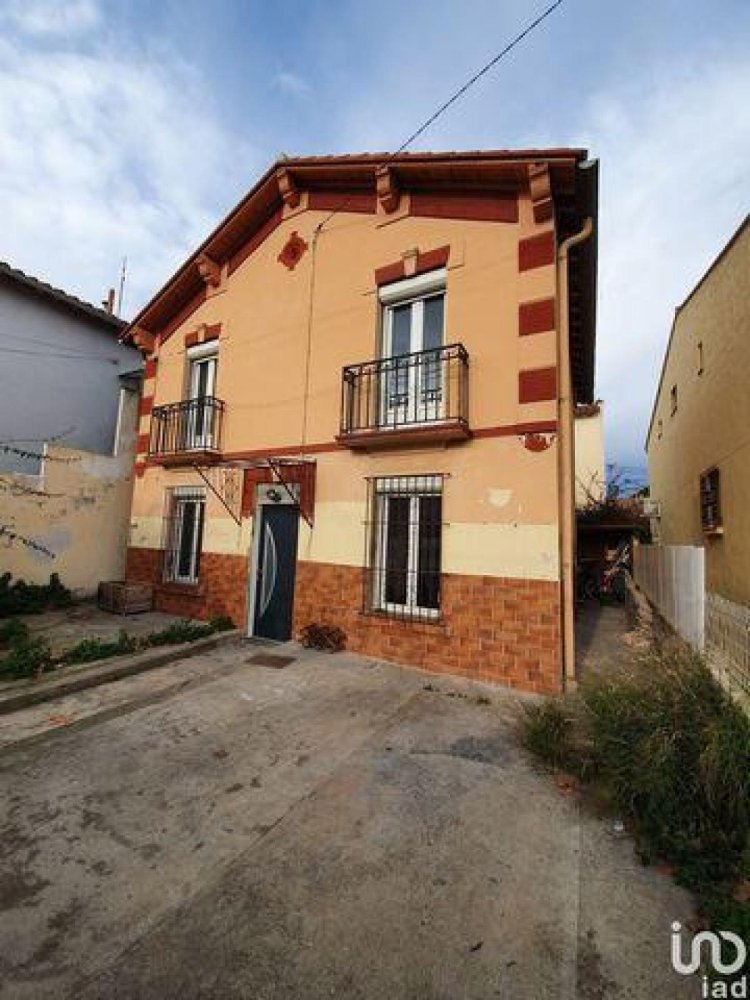 3 bedrooms House in Perpignan, France No. 28442