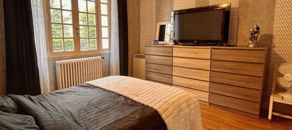 Casa de 5 dormitorios en Gourdon, France No. 338675 6