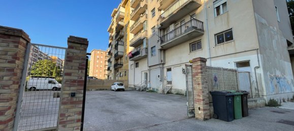 7 غرف نوم شقة في Caltanissetta, Italy رقم 316642 47