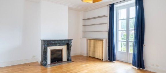 Таунхаус с 5 спальнями в Сера, Франция № 204977 2